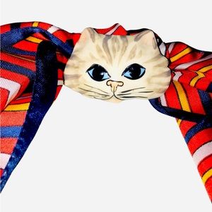 Porcelain Vintage Hand Painted Cat Brooch